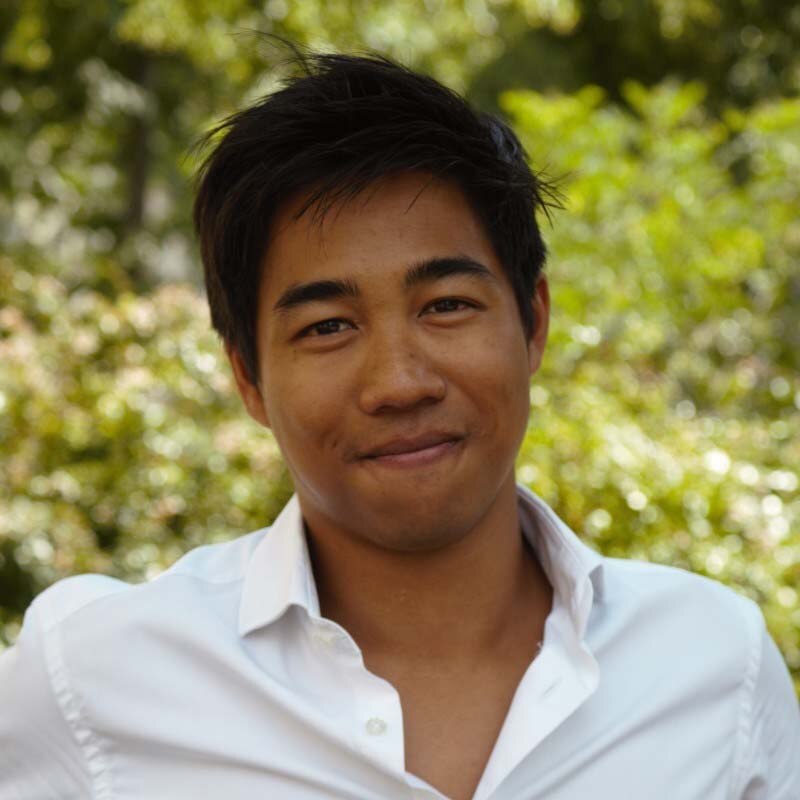 Stewart Chau headshot